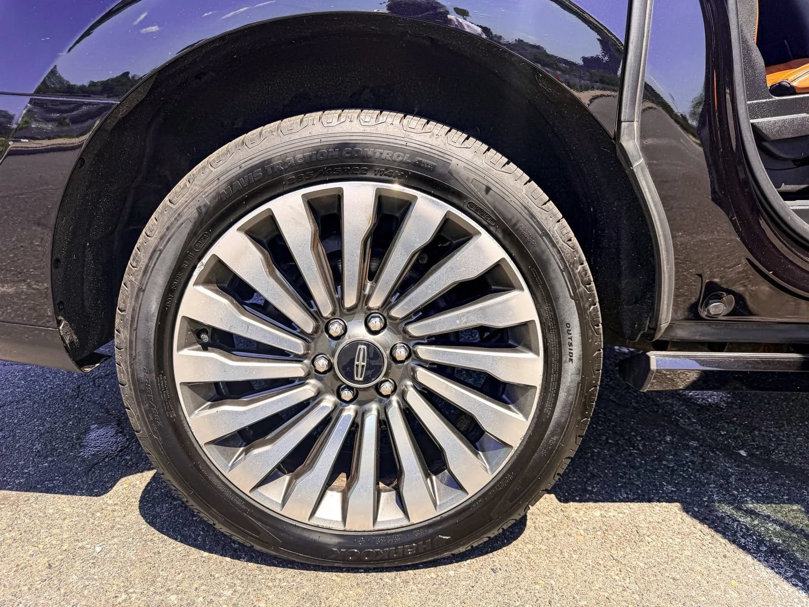 Used 2019 Lincoln Navigator L Reserve w/ Cargo Package AWD/4WD image 55