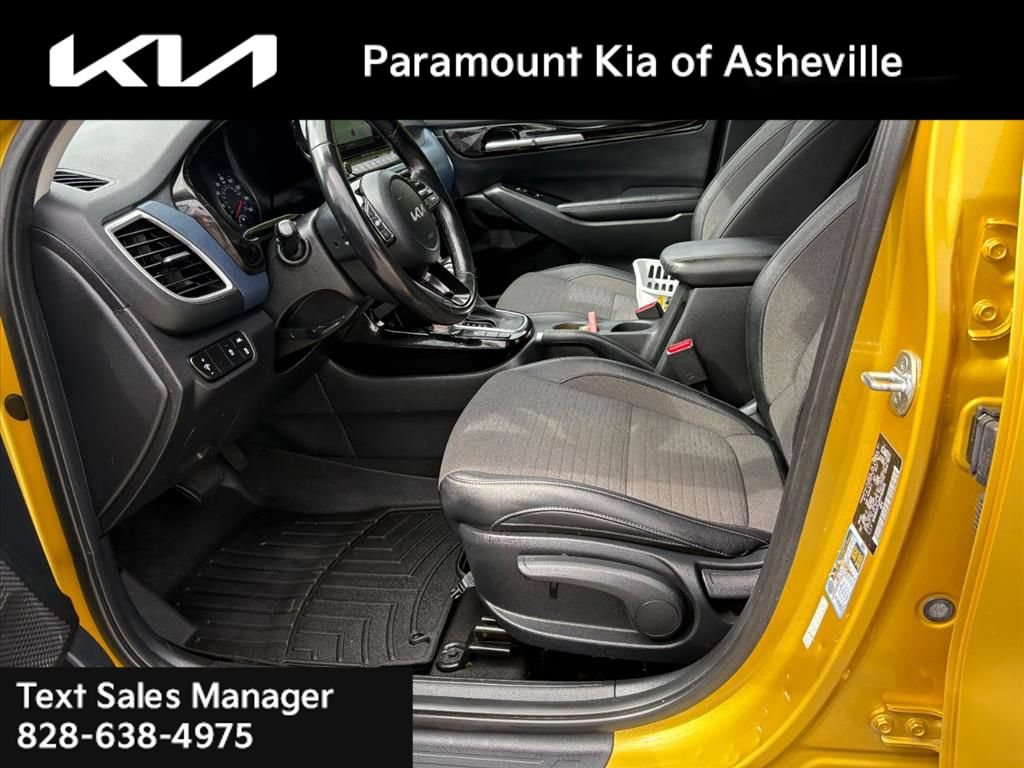 Used 2023 Kia Seltos Nightfall Edition AWD/4WD image 17