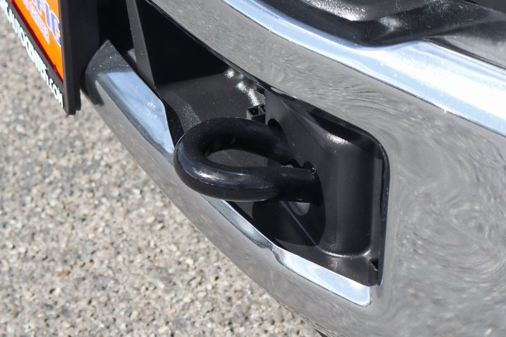 Used 2017 Ford F550 2WD Crew Cab Super Duty image 50