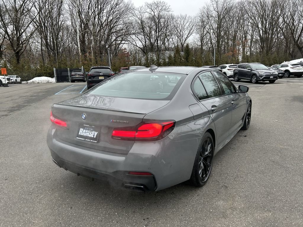 Used 2022 BMW M550i xDrive w/ Executive Package image 8