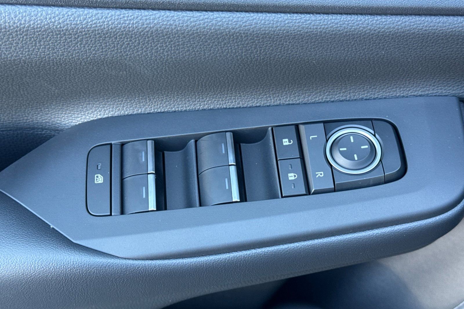 New 2026 Toyota Prius Plug-In Hybrid image 14