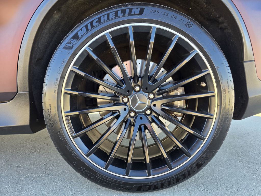 Used 2021 Mercedes-Benz GLC 63 AMG 4MATIC image 17