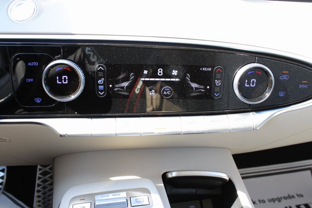 Used 2025 Genesis GV70 3.5T Sport w/ Sport Prestige Package AWD/4WD image 24