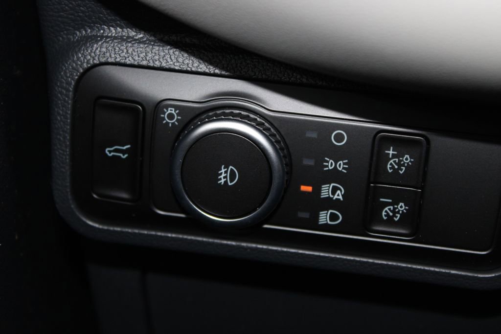 New 2026 Ford Explorer Active RWD image 42