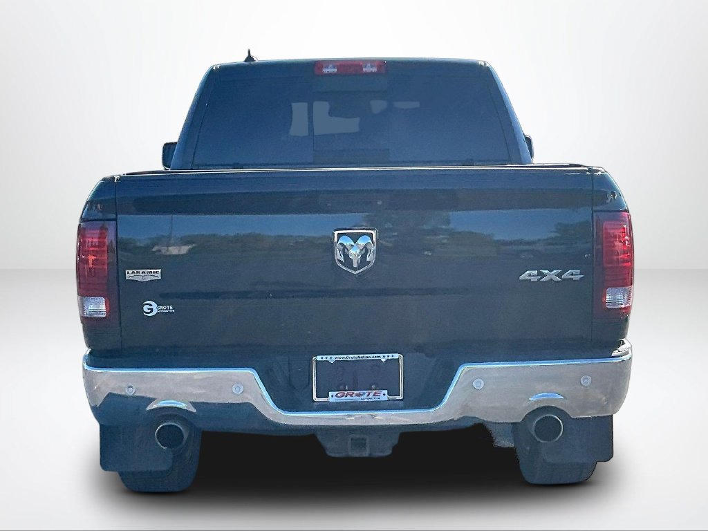 Used 2017 RAM 1500 Laramie w/ Convenience Group AWD/4WD image 4