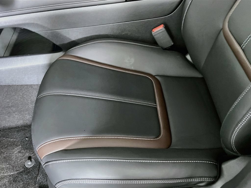 New 2026 Nissan Armada SL w/ Captain's Chari Seat Package AWD/4WD image 18