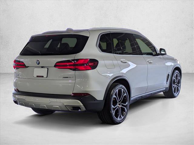 Used 2024 BMW X5 sDrive40i w/ Premium Package RWD image 5