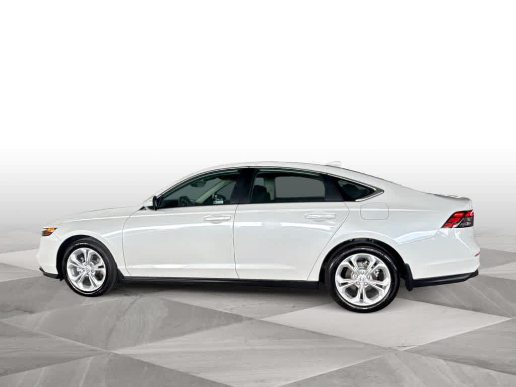 Used 2025 Honda Accord LX image 5