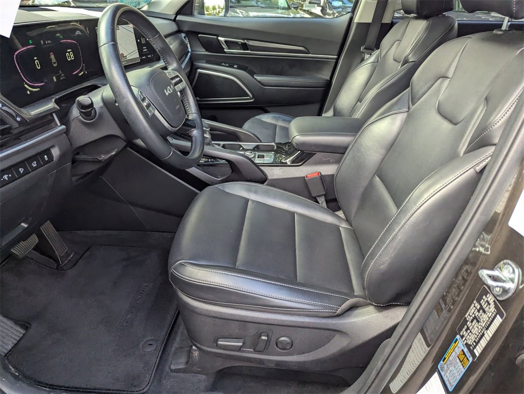Used 2025 Kia Telluride S image 23