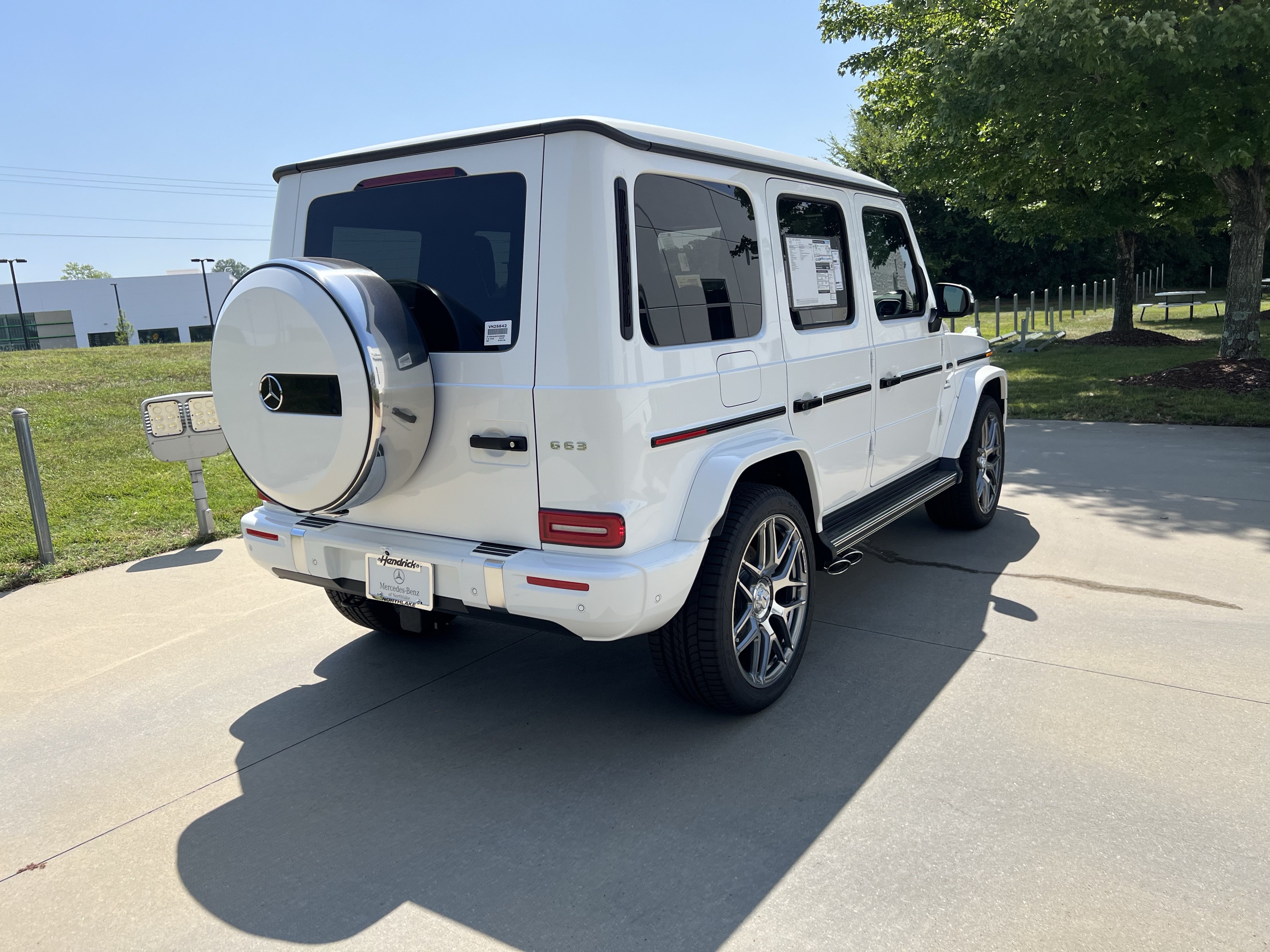 New 2027 Mercedes-Benz G 63 AMG 4MATIC image 9