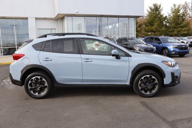 Used 2023 Subaru Crosstrek 2.0i Premium image 2