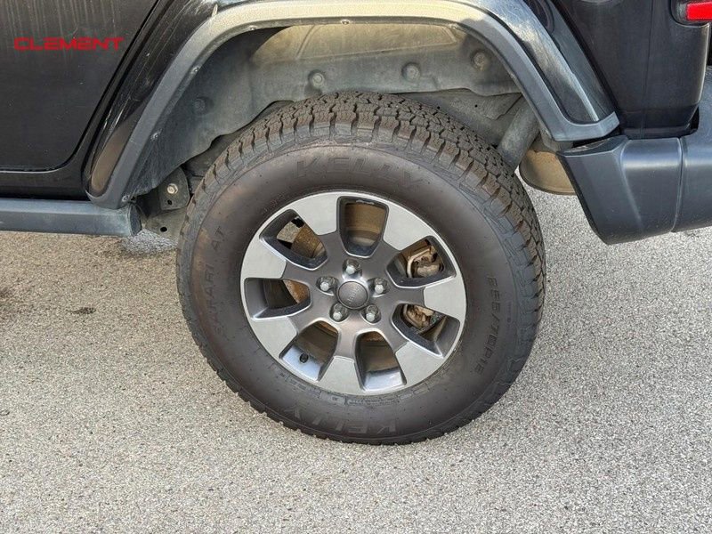 Used 2018 Jeep Wrangler Unlimited Sahara w/ LED Lighting Group image 4