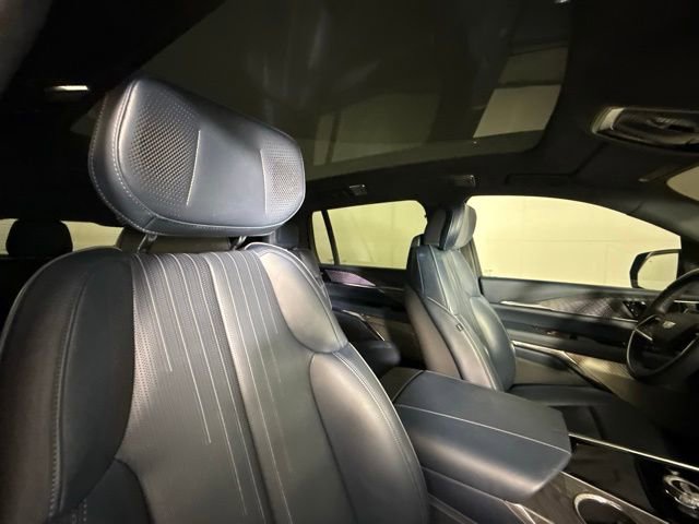 Certified 2025 Cadillac Escalade IQ Sport 2 AWD/4WD image 34