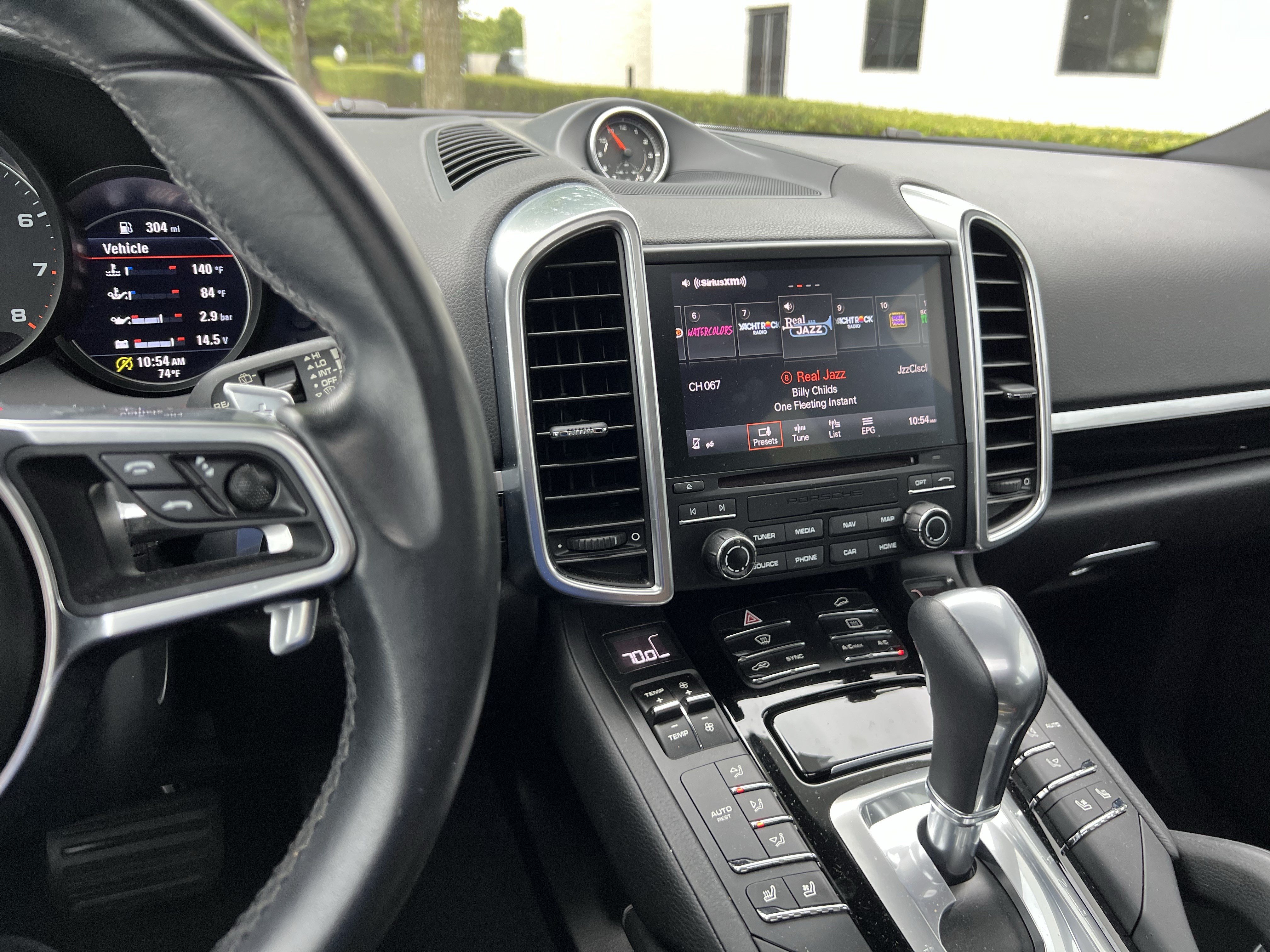 Used 2018 Porsche Cayenne Platinum Edition AWD/4WD image 32