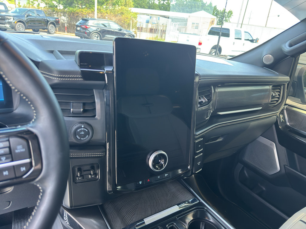Used 2023 Ford F150 Lightning Platinum AWD/4WD image 14