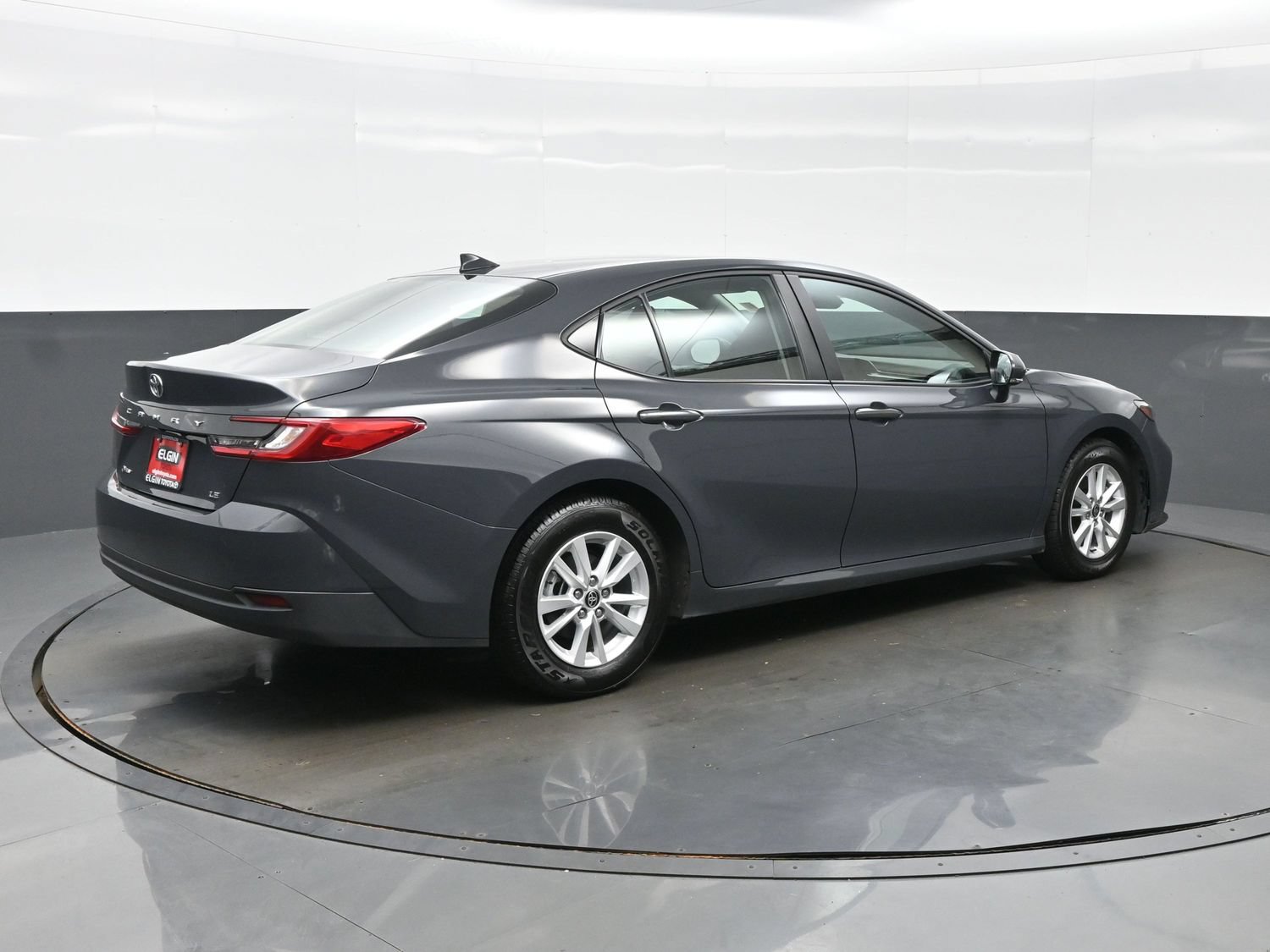 Used 2025 Toyota Camry LE FWD image 6
