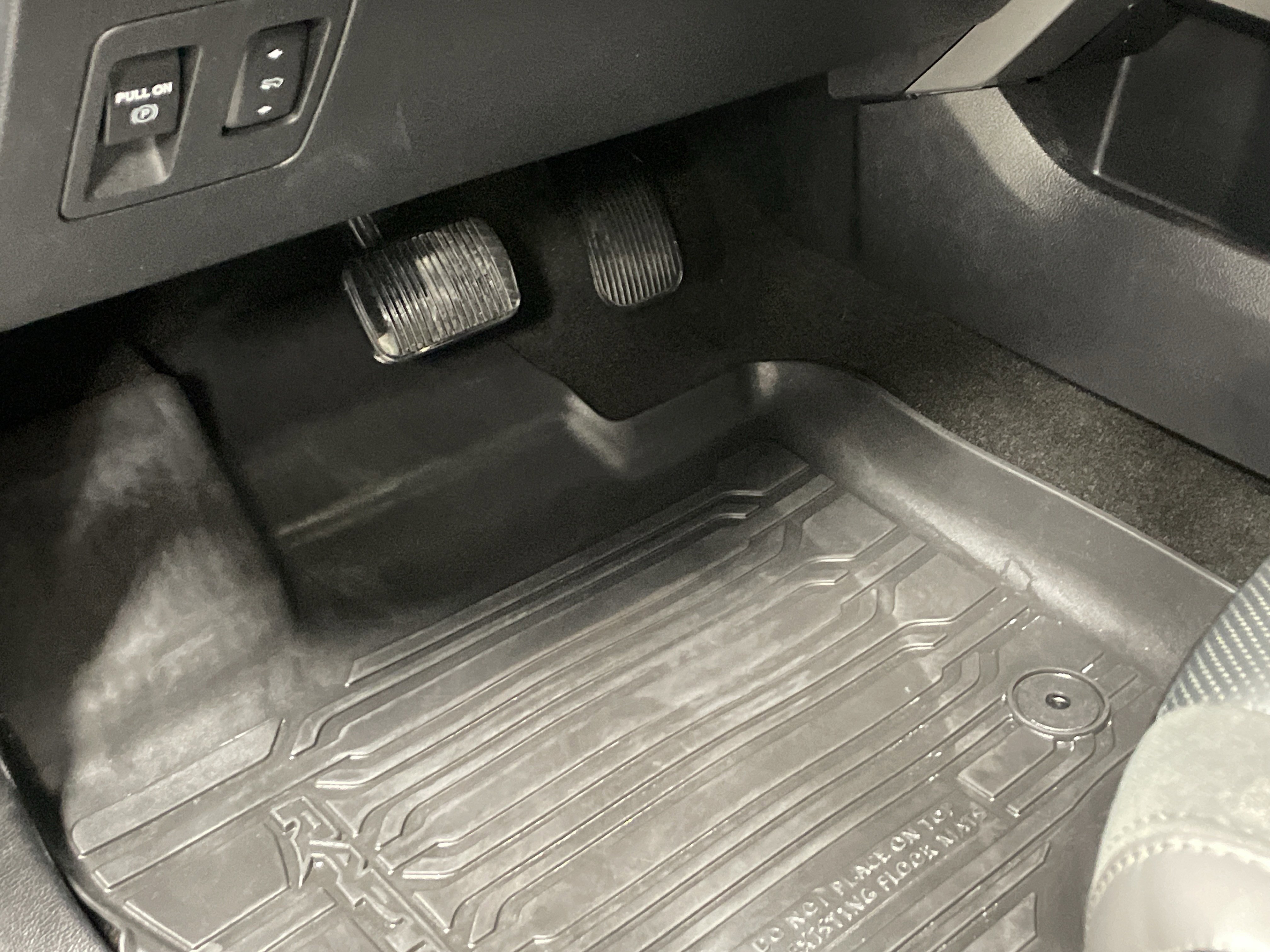 Used 2020 Ford F150 Raptor w/ Equipment Group 802A Luxury image 17