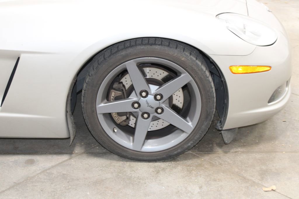 Used 2006 Chevrolet Corvette Convertible w/ Preferred Equipment Group image 42