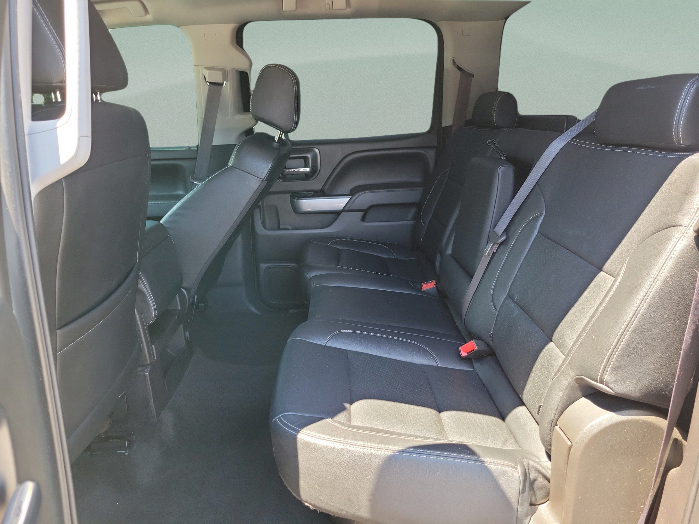 Used 2017 Chevrolet Silverado 1500 LT w/ All Star Edition AWD/4WD image 9