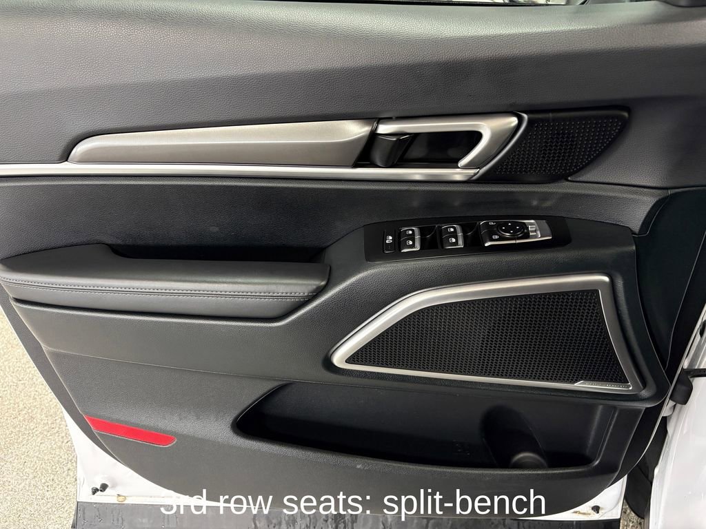 Used 2025 Kia Telluride S image 12