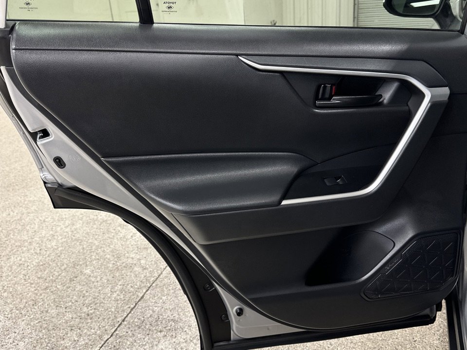 Used 2023 Toyota RAV4 LE image 11