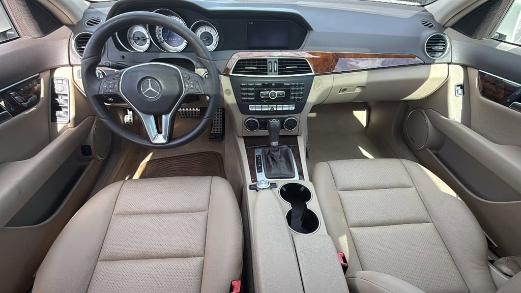 Used 2012 Mercedes-Benz C 250 Sedan image 27
