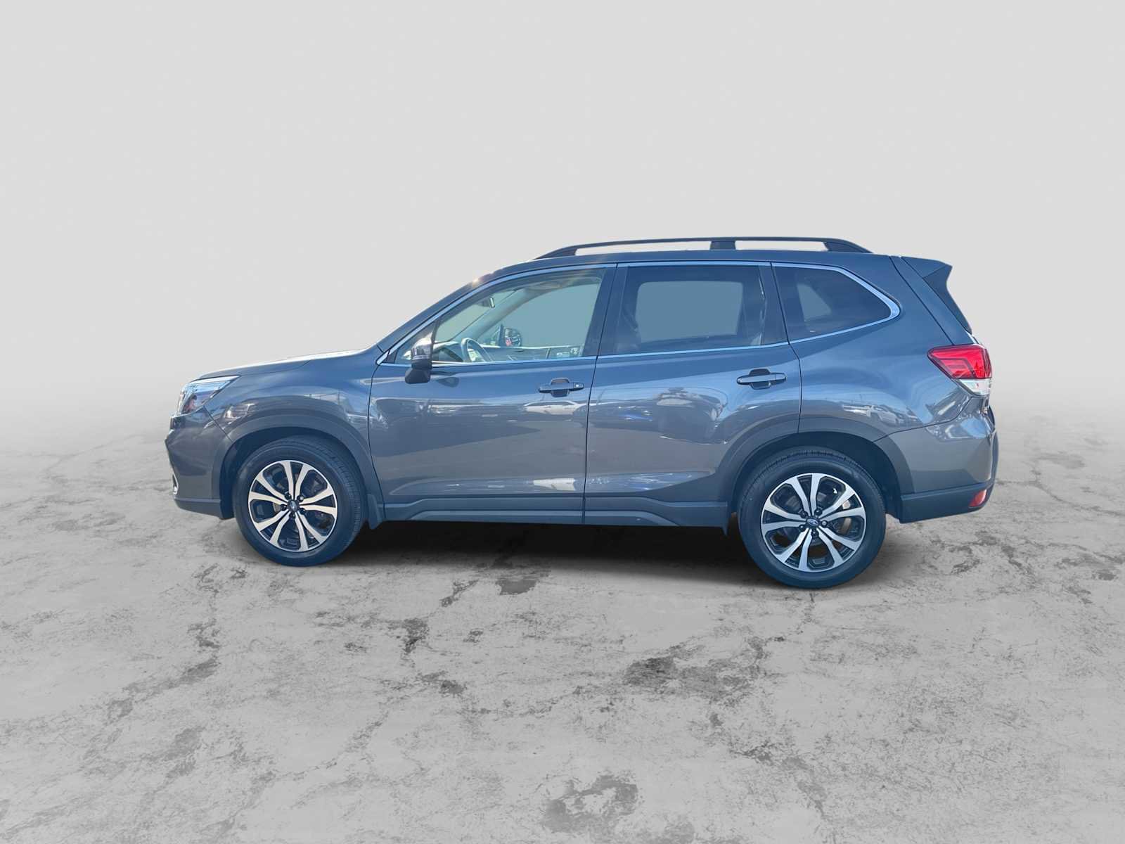 Used 2020 Subaru Forester Limited image 5