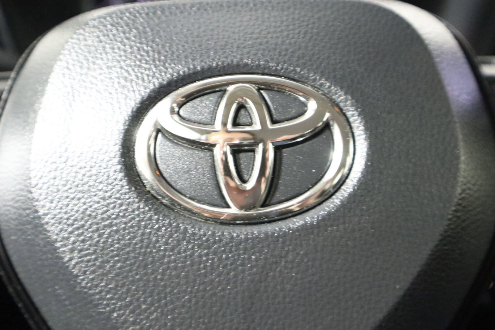 Used 2023 Toyota Corolla LE image 35