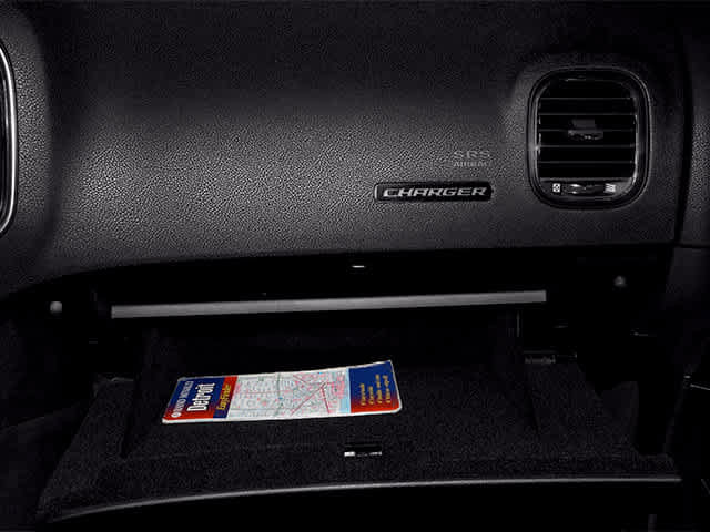 Used 2013 Dodge Charger SE RWD image 18