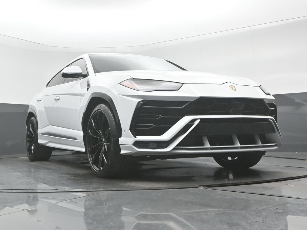 Used 2020 Lamborghini Urus AWD/4WD image 30