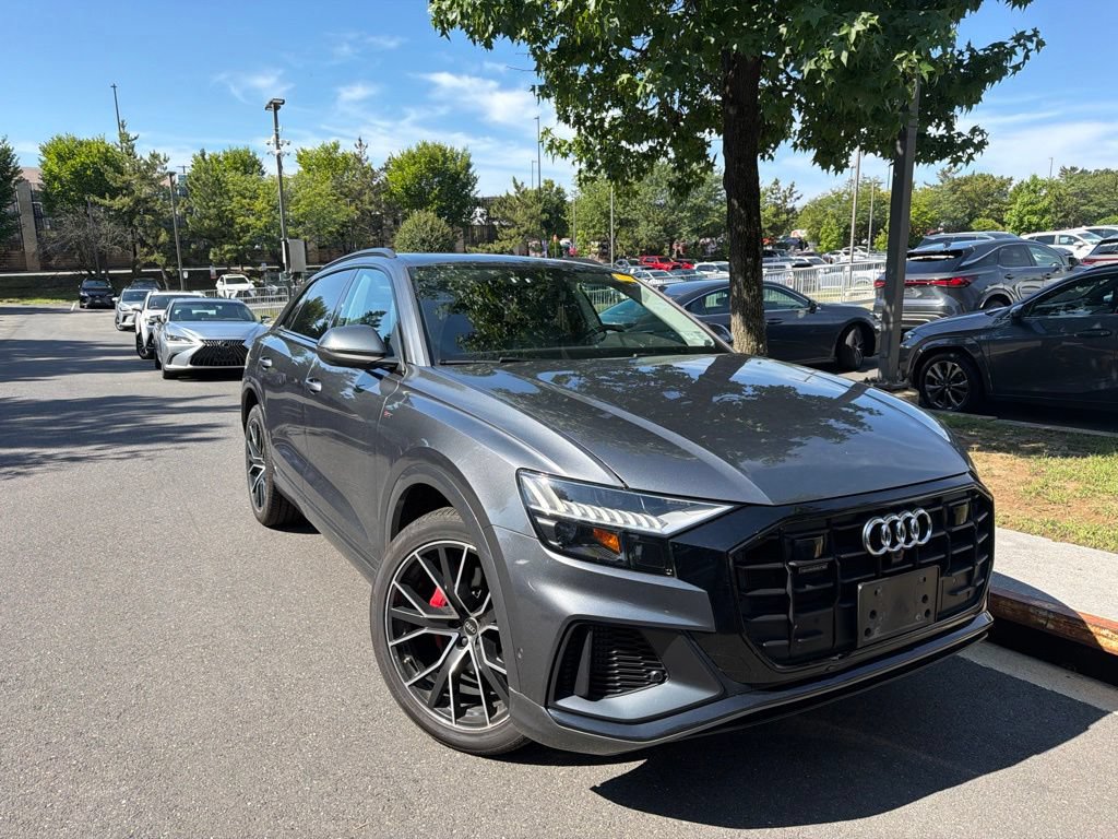 Used 2023 Audi Q8 Premium Plus w/ Premium Plus Package AWD/4WD image 2