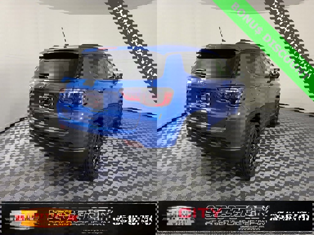 New 2026 Jeep Compass Latitude image 7