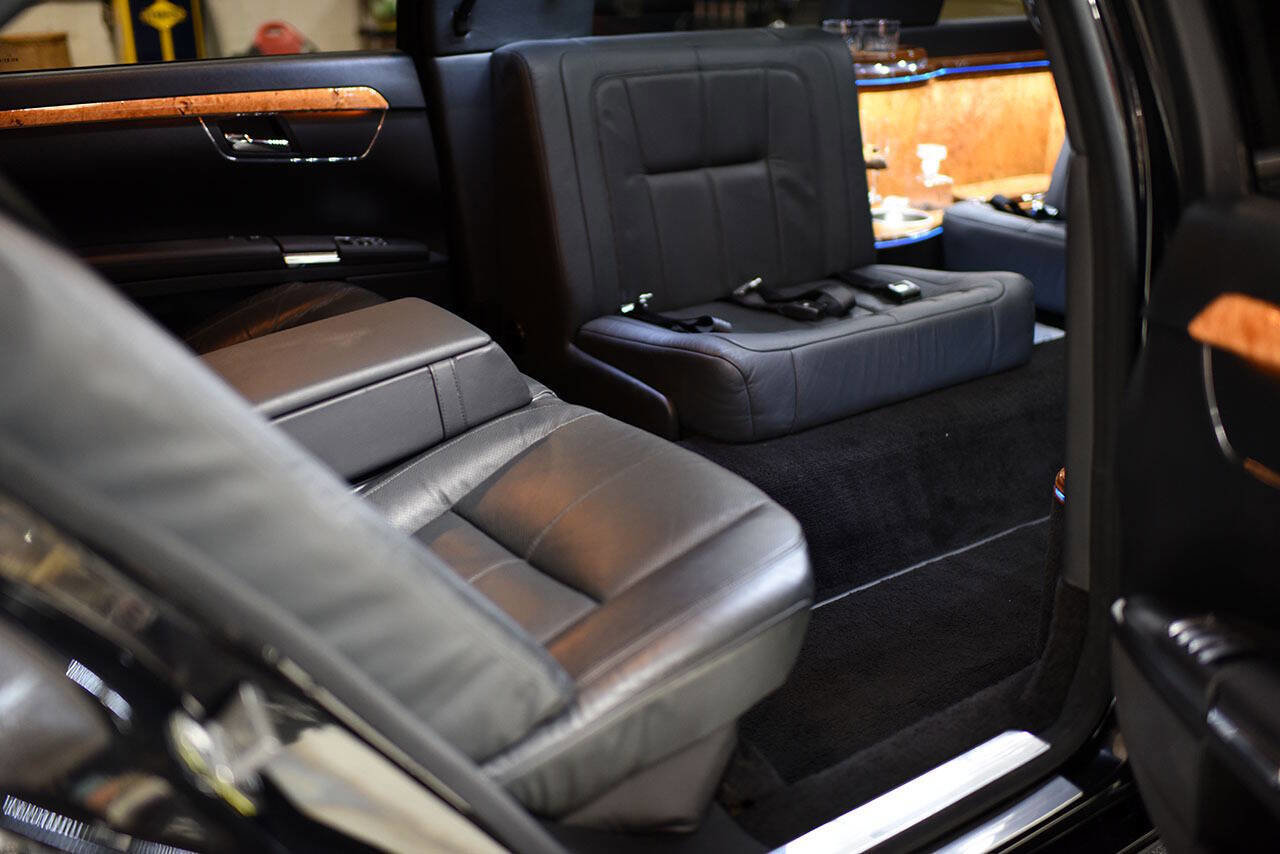 Used 2008 Mercedes-Benz S 550 4MATIC image 11