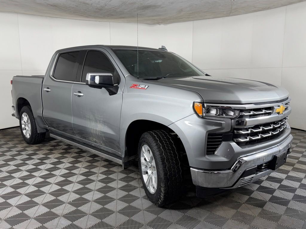 Certified 2023 Chevrolet Silverado 1500 LTZ w/ LTZ Premium Package image 4