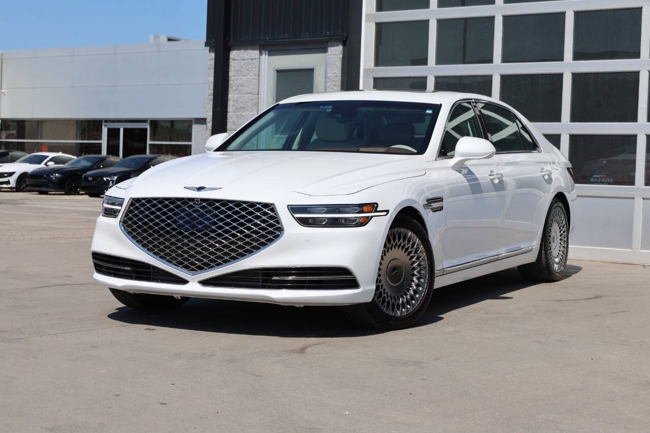 Used 2020 Genesis G90 3.3T Premium AWD/4WD image 3