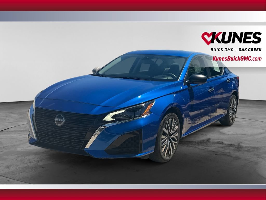 Used 2025 Nissan Altima 2.5 SV FWD image 5