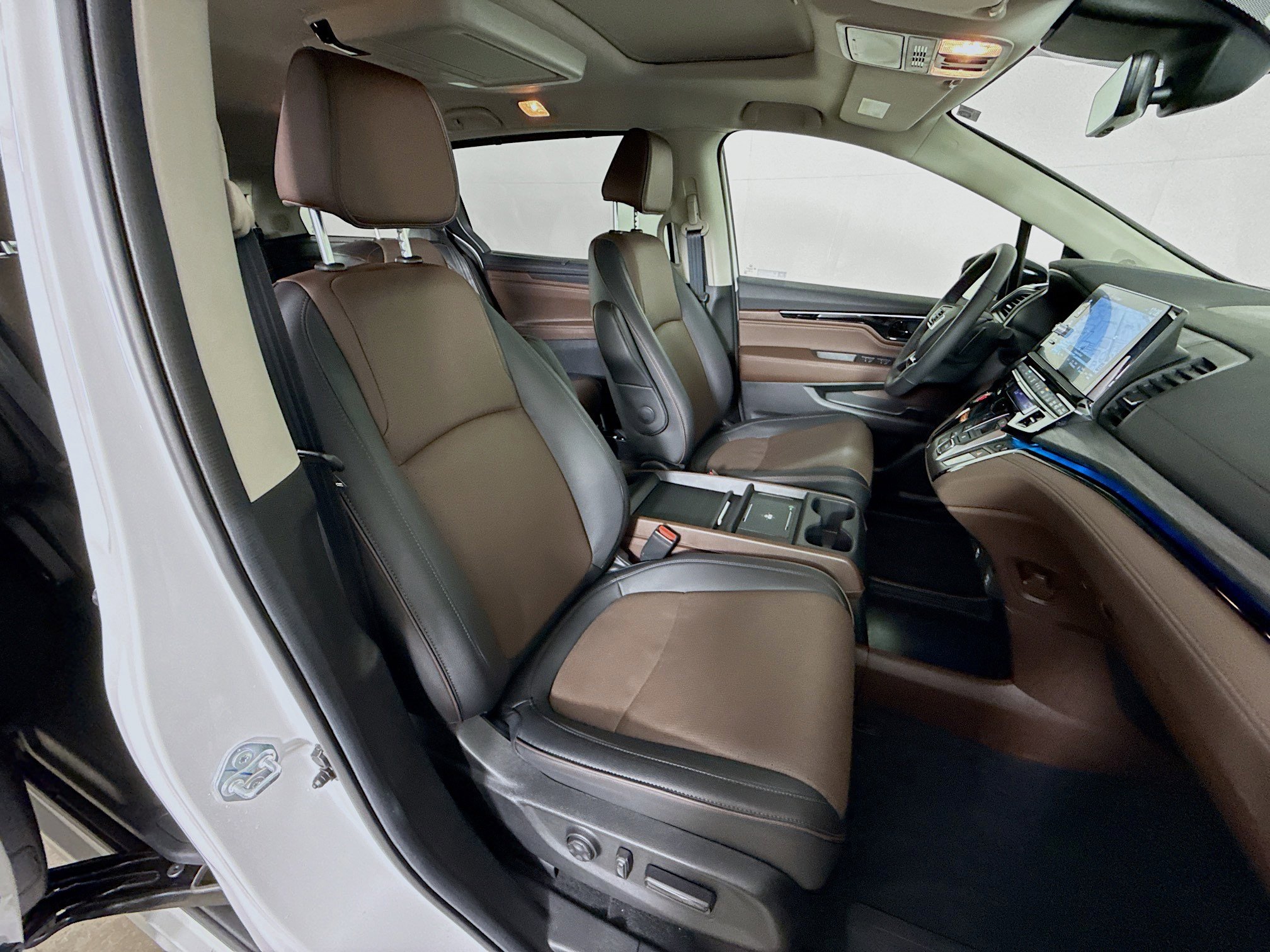 Certified 2026 Honda Odyssey Elite image 39