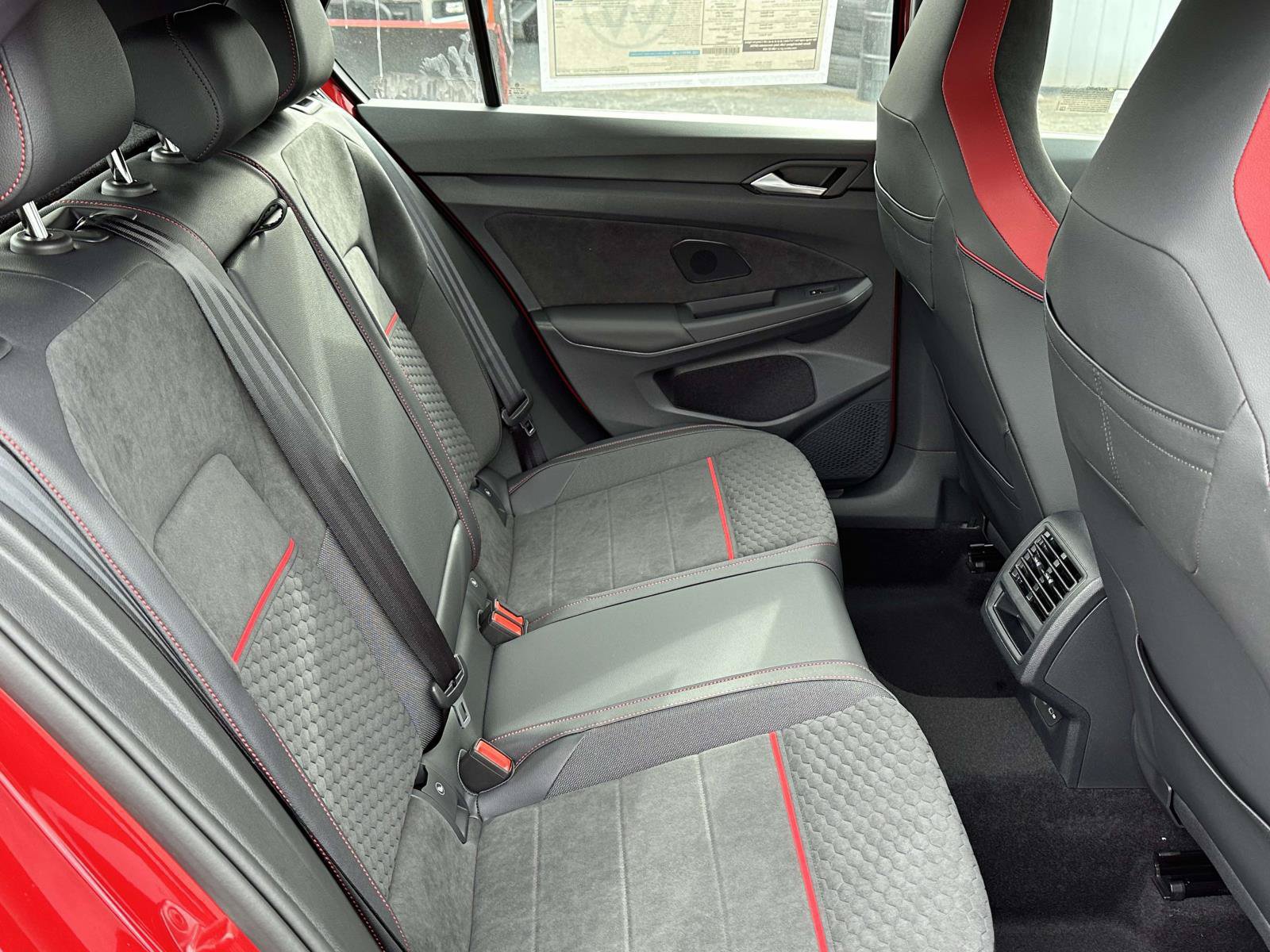 New 2026 Volkswagen GTI SE FWD image 15