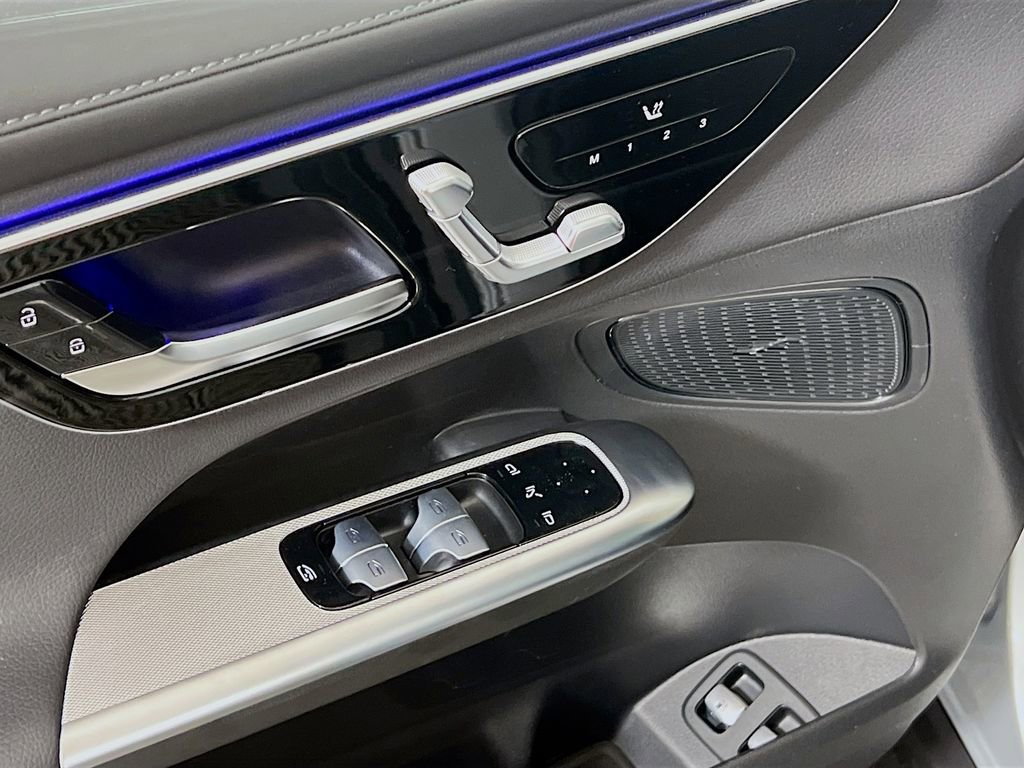 New 2025 Mercedes-Benz GLC 350e 4MATIC image 20