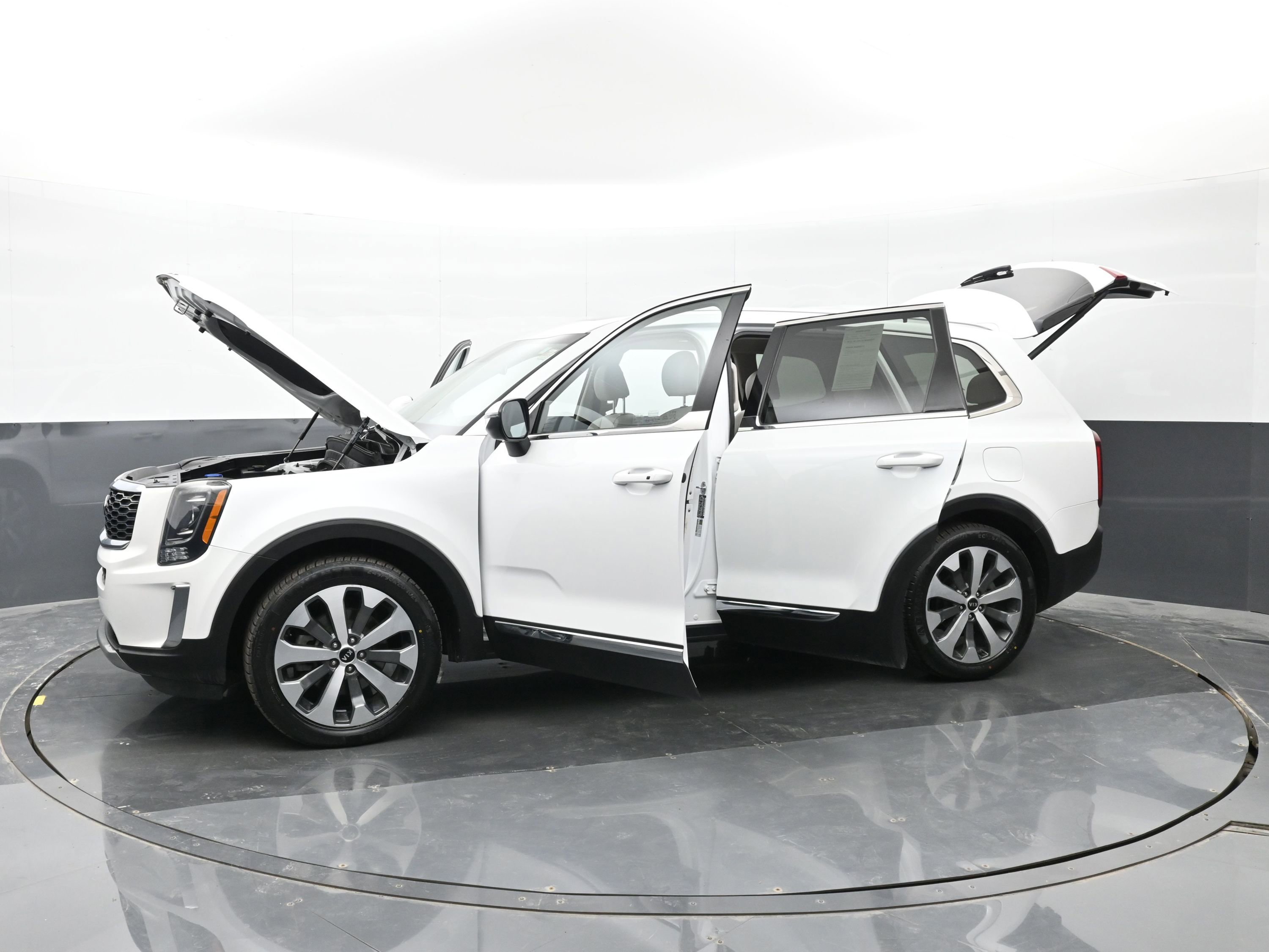 Used 2020 Kia Telluride EX w/ EX Premium Package AWD/4WD image 50