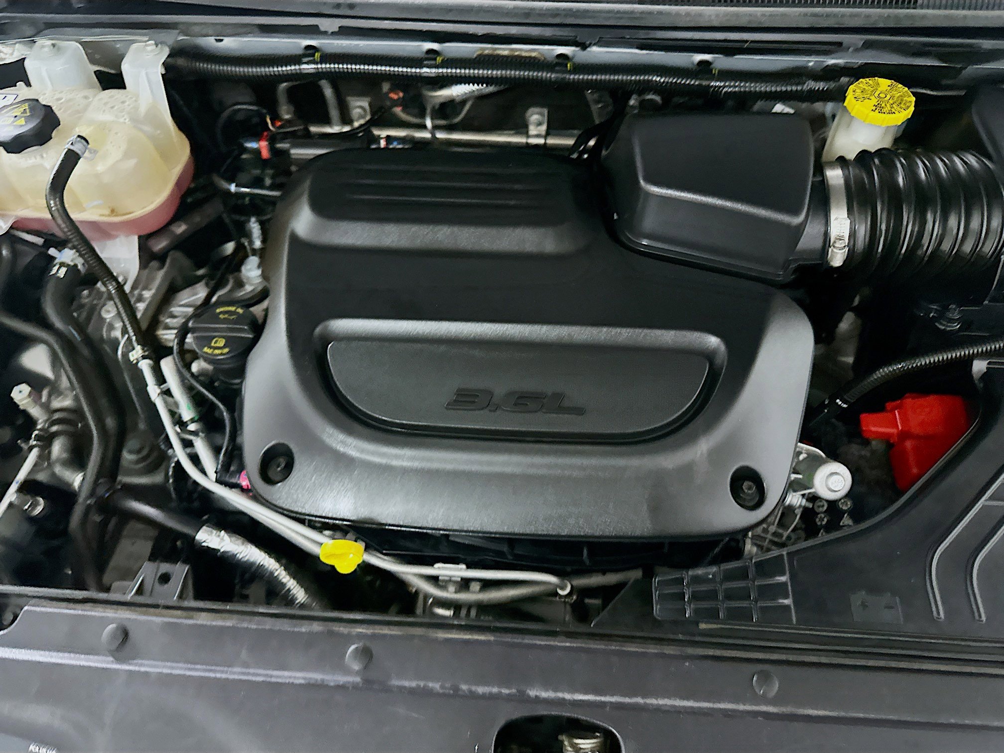 Used 2023 Chrysler Pacifica Touring-L image 34