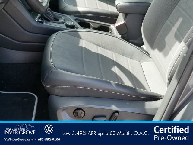Used 2023 Volkswagen Taos SE w/ Panoramic Sunroof Package AWD/4WD image 14