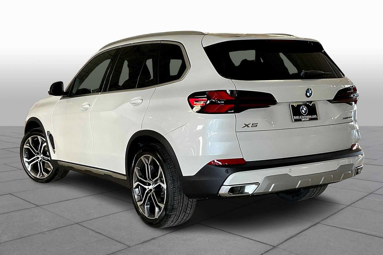 Used 2026 BMW X5 sDrive40i RWD image 12