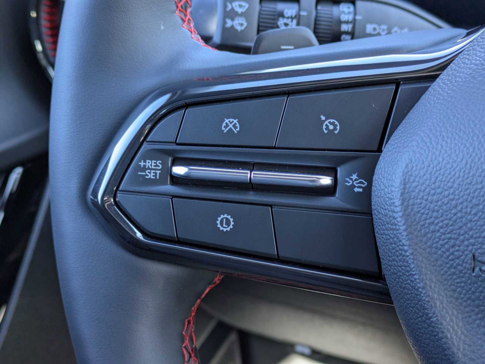 New 2026 Chevrolet Equinox RS image 25