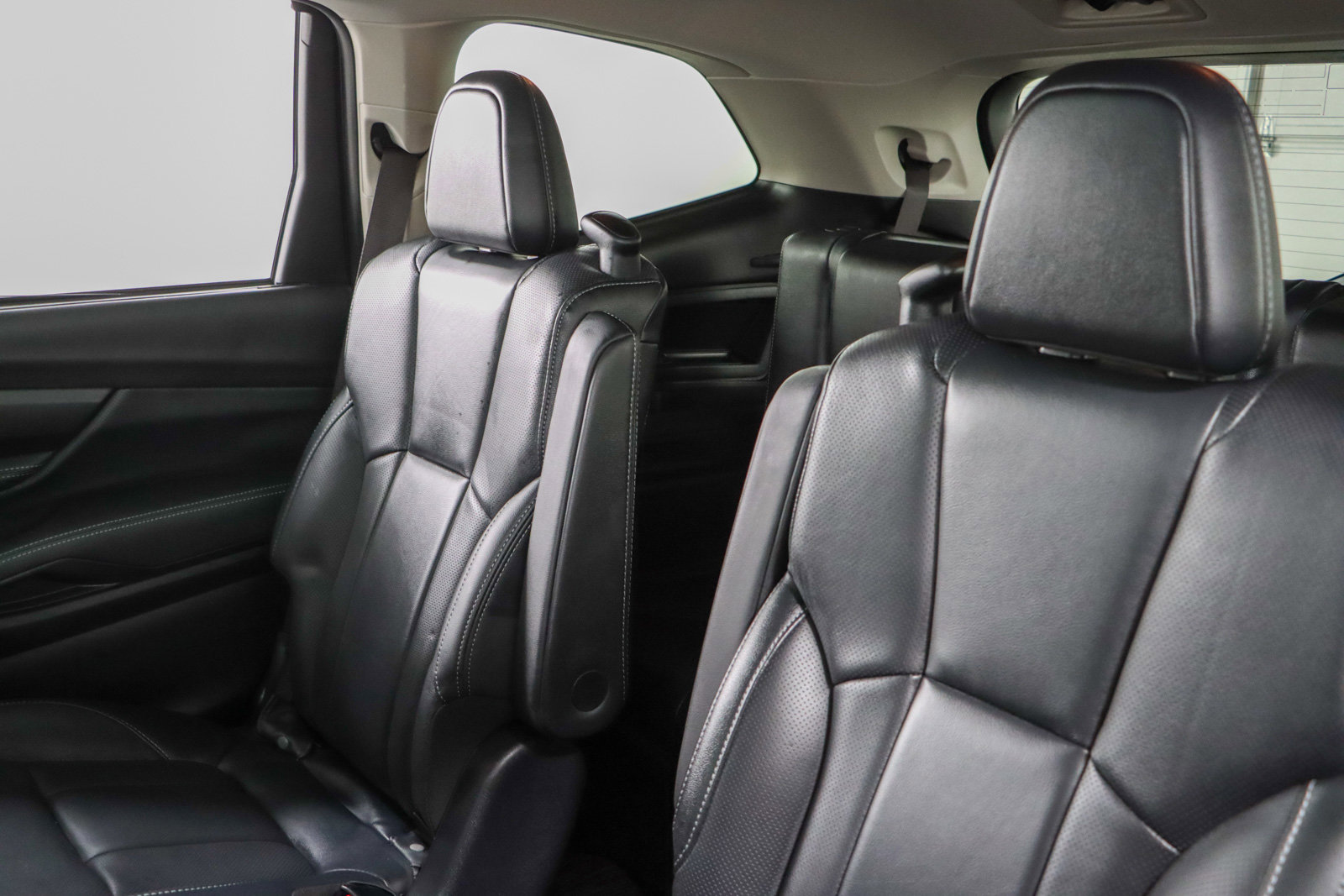 Used 2023 Subaru Ascent Limited w/ Technology Package image 25