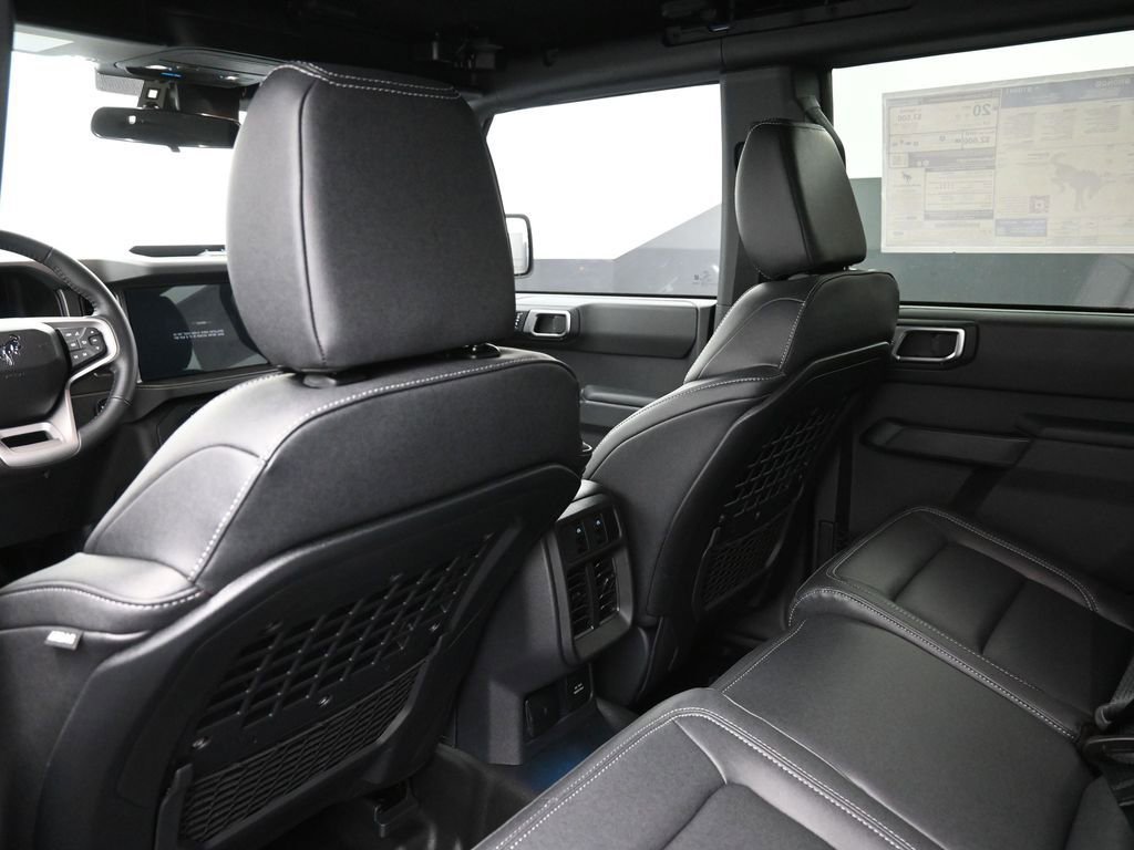 New 2025 Ford Bronco Big Bend image 2