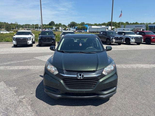 Used 2018 Honda HR-V LX image 2