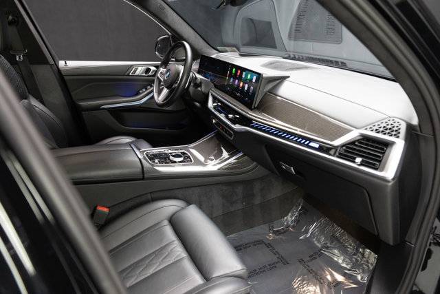 Used 2024 BMW X7 M60i w/ Executive Package image 64