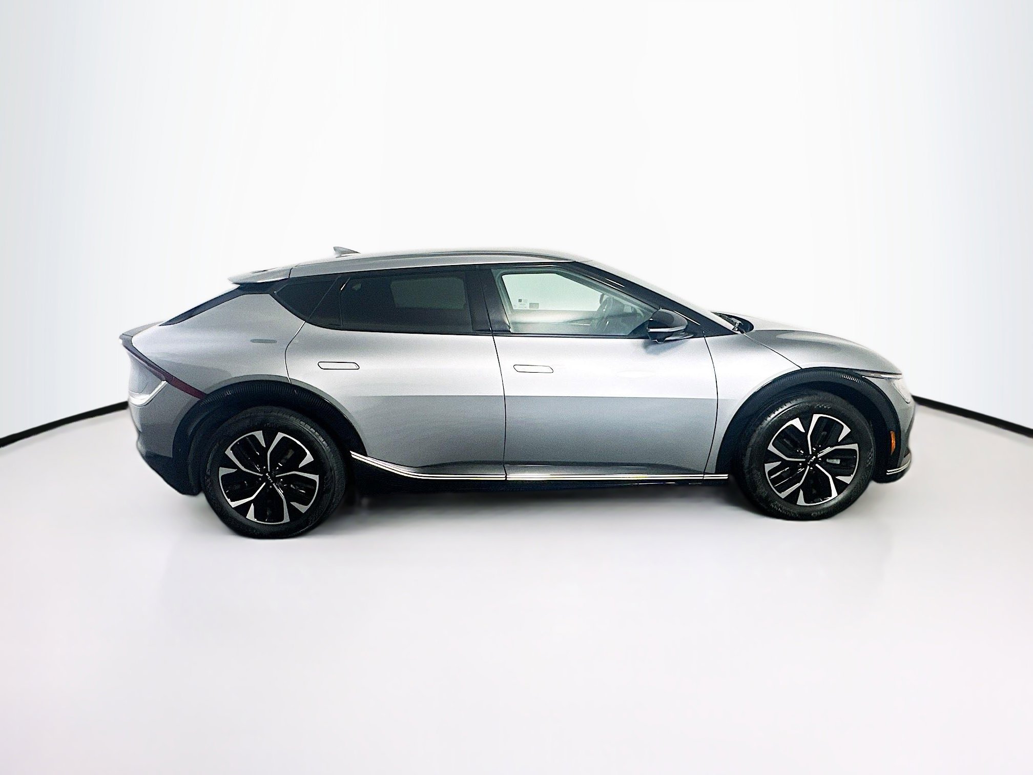 Used 2023 Kia EV6 Wind w/ Wind Technology Package image 10