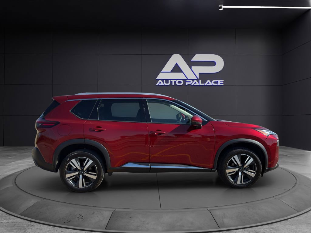 Used 2023 Nissan Rogue SL w/ SL Premium Package image 8